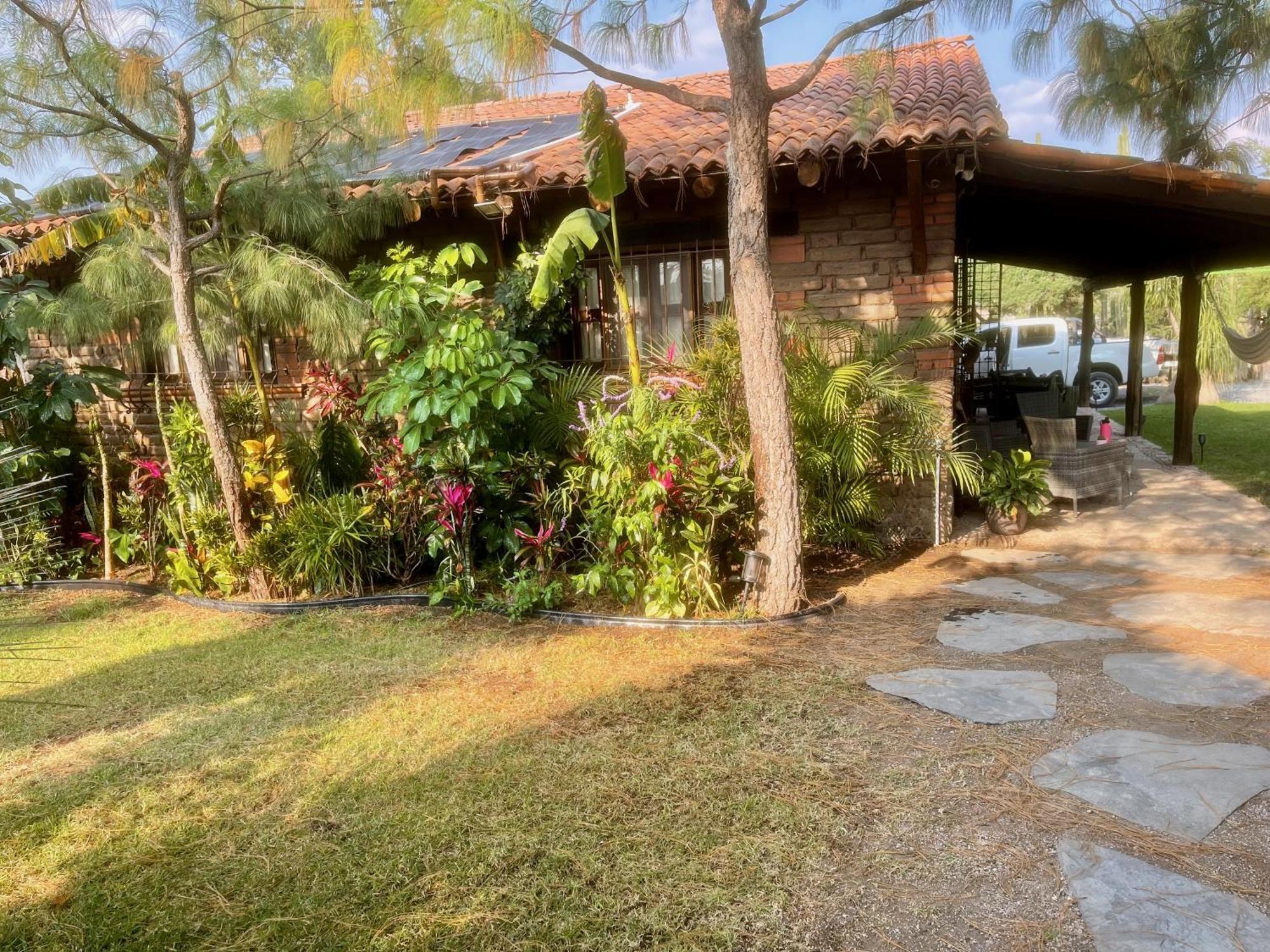 Cabana Magnolias Con Albercajacuzzi Tequisquiapan Exterior photo