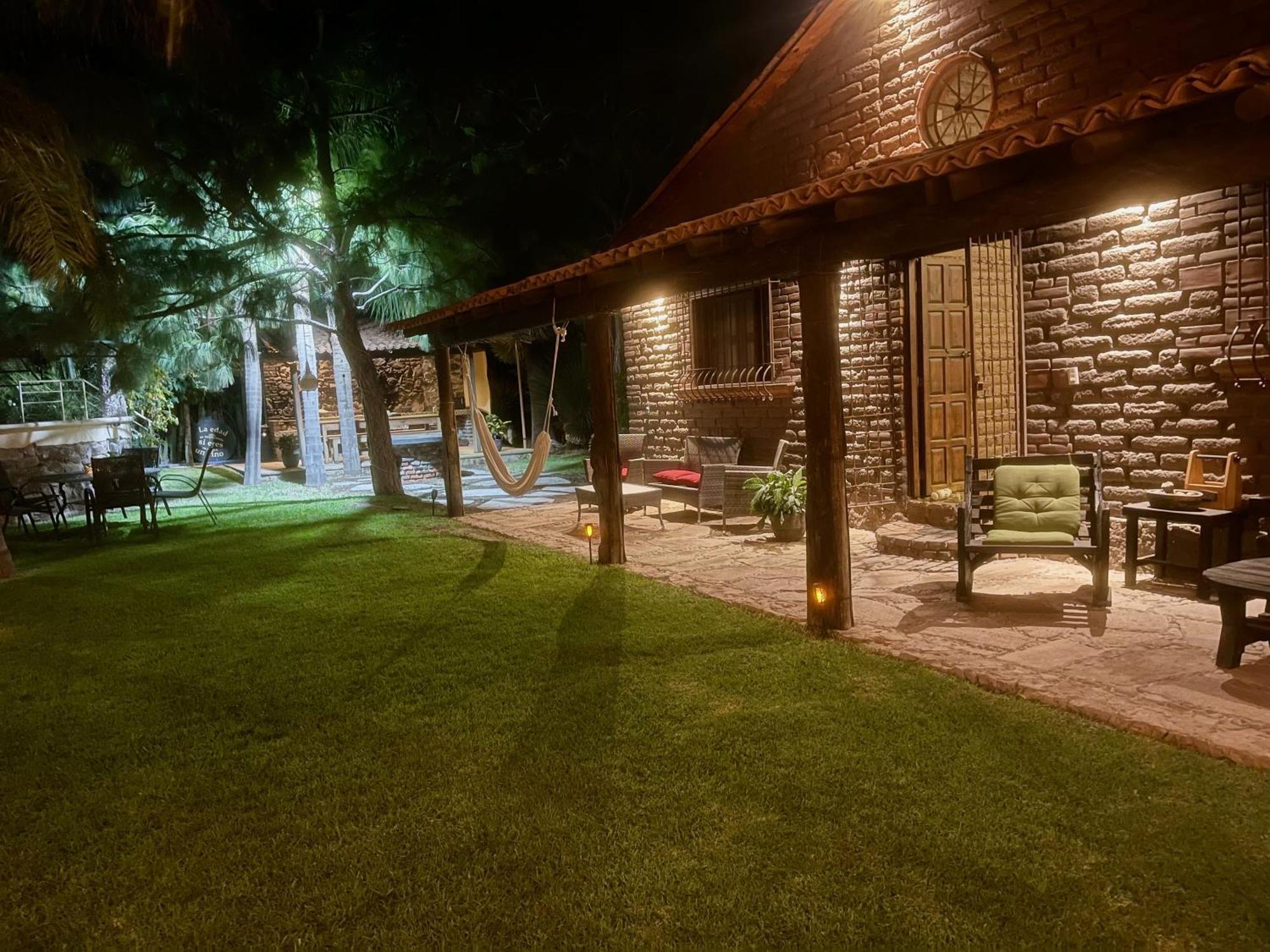 Cabana Magnolias Con Albercajacuzzi Tequisquiapan Exterior photo