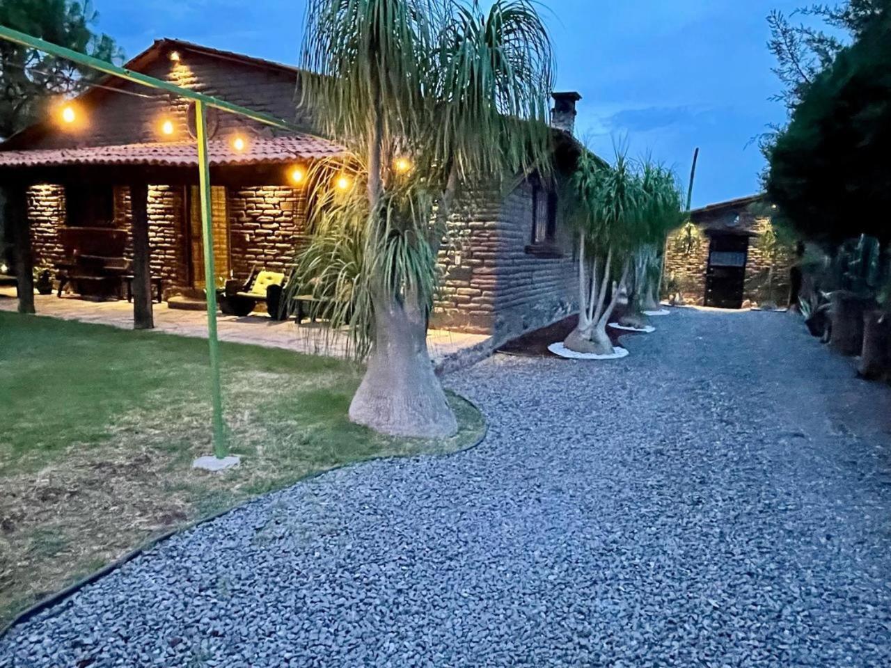 Cabana Magnolias Con Albercajacuzzi Tequisquiapan Exterior photo