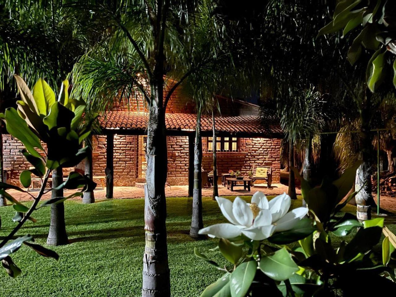 Cabana Magnolias Con Albercajacuzzi Tequisquiapan Exterior photo